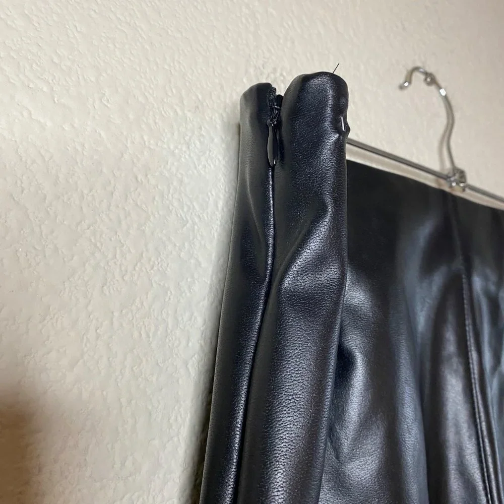 Aritzia Wilfred Elaine Pant Wide Leg Flared Vegan Leather Pants Black 8 - Picture 5 of 7